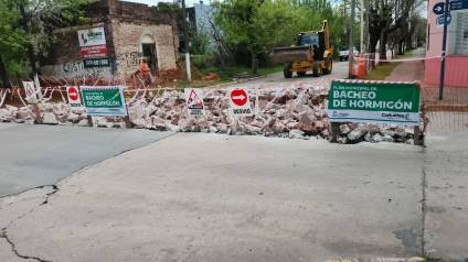 Siguen las obras de bacheo en Cañuelas